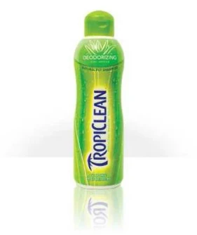 TropiClean Aloe + Coconut Deodorizing Pet Shampoo