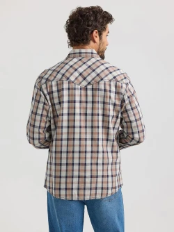 Wrangler Men's Retro Premium Long Sleeve Snap Shirt