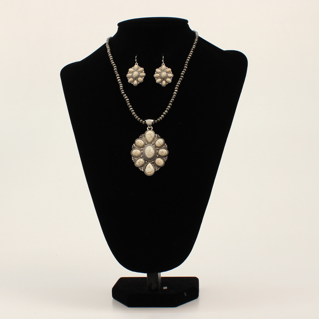 Jewelry image