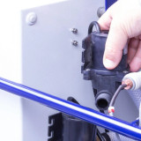 Unità di refrigerazione a compressione di vapore controllata da computer