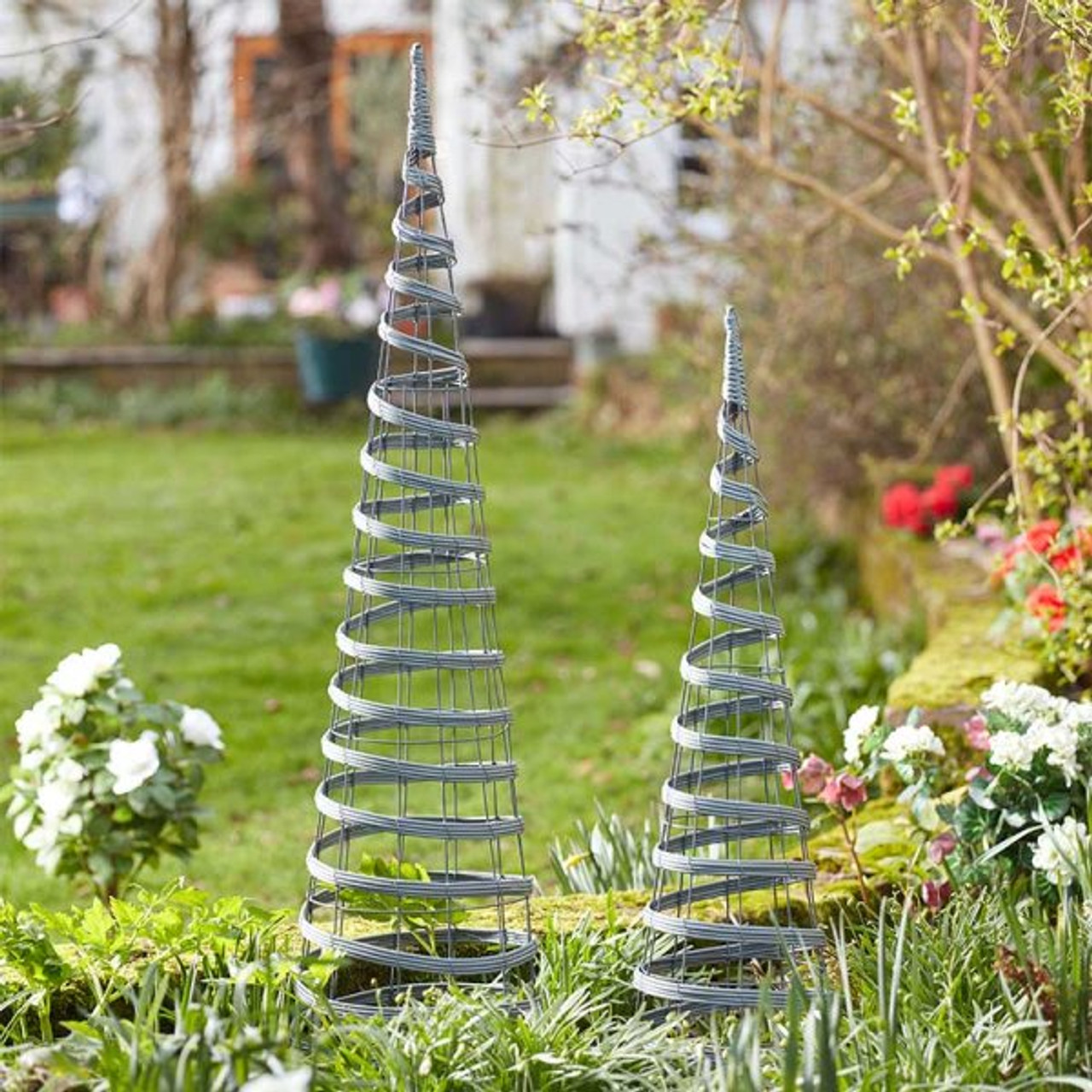 Faux_Rattan_Obelisk_-_Slate_1.