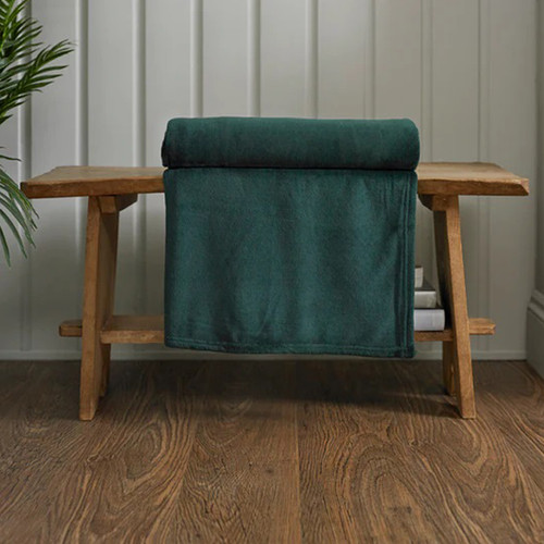 Snuggletouch Dark Green Throw 140 x 180cm