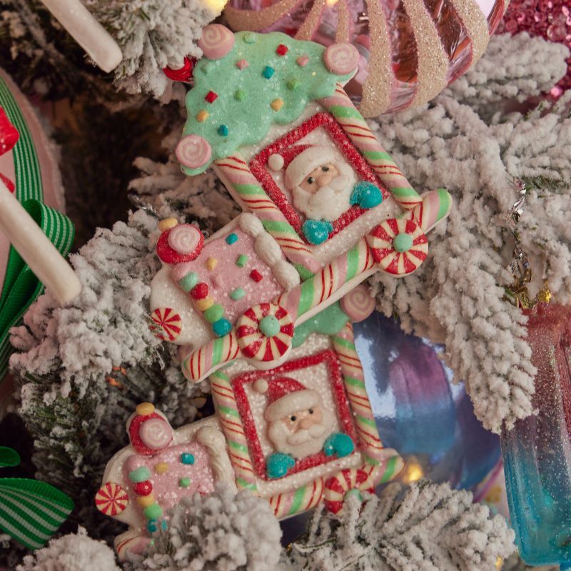 Candy train ornament with Santa in pastel colours