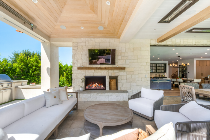 Amantii Traditional Bespoke 38" Indoor/Outdoor Electric Fireplace - TRD-38-BESPOKE