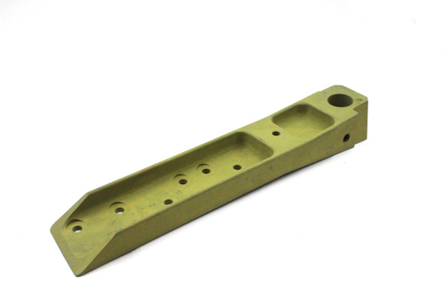 73-14006-1 - Fitting - Wing Rear Spar To