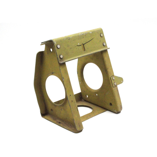 122-61619 - Gunsight Bracket