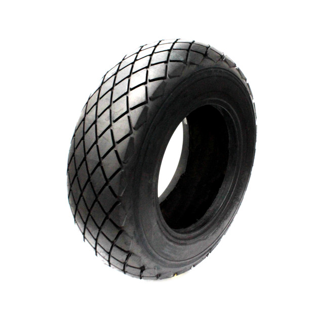 27SC10D 27" SC 10 Aero Classic Standard Diamond Tread Tire - NEW