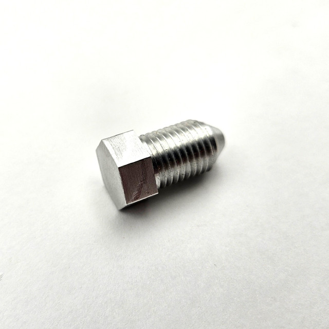 AC811-8P-ACF Plug
