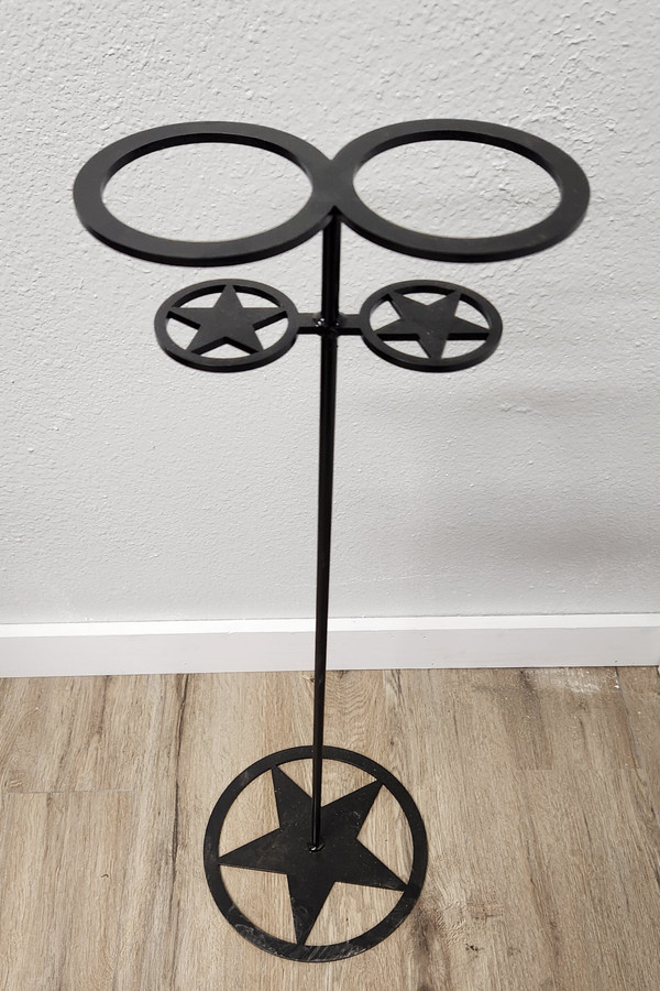 Steel drink stand in color black, drink stand for water bottles, cans, glass bottles.