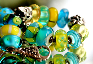 trollbeads-gallery-bracelet-tur-yellow.jpg