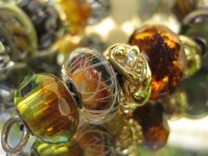 trollbeads-galllery-spiral-bead.jpg