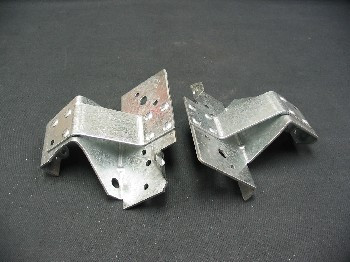 LHR BOTTOM FIXTURE - MD (PAIR) - Overhead Door Parts Online