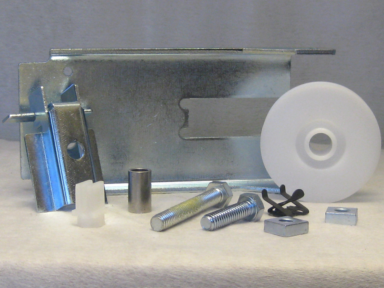 PULLEY SUPPORT ASSEMBLY - LEGACY, CHAIN DRIVE
