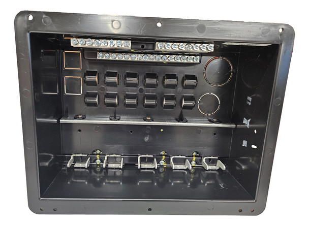 PD55K005 - Progressive Dynamics 50/50 Amp Distribution Panel | batteryspecialist.ca