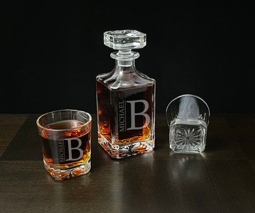 Madison Style Decanter with Square Glasses