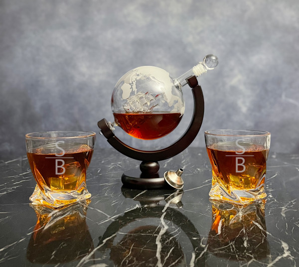 Personalized Globe Decanter Set with Two Twist Scotch Glasses