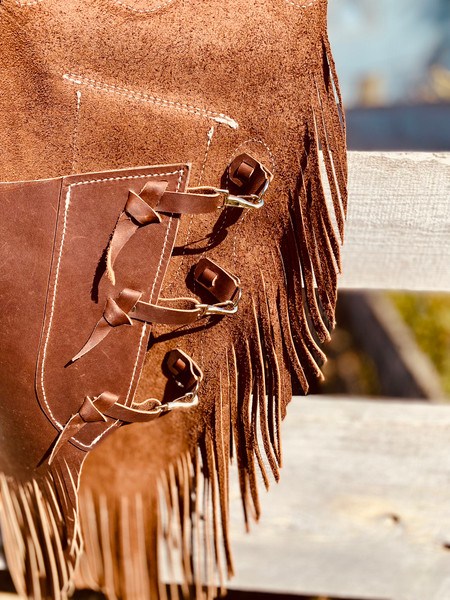 Chinks - adult - dark brown