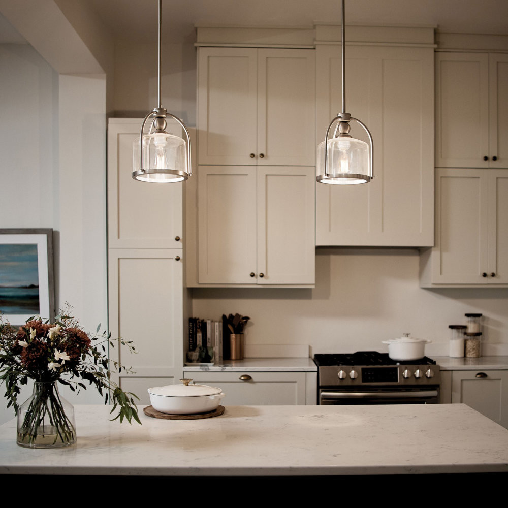 {"pim_id":"147_kitchen_42798ni_mid_night_1b_v1_1k","sku":"147_42798","media_type":"media"}