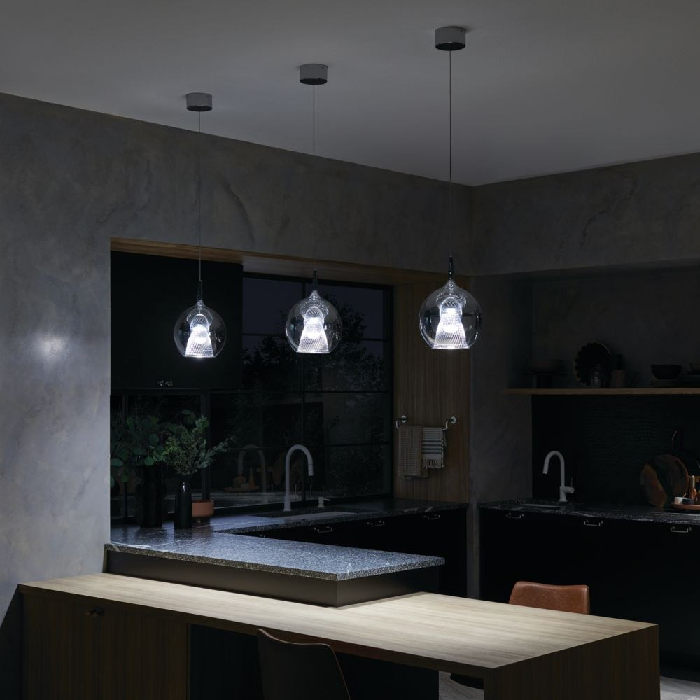 {"pim_id":"420_kitchen_zin_84021_overall_night_1b_new_1k","sku":"420_84021","media_type":"media"}
