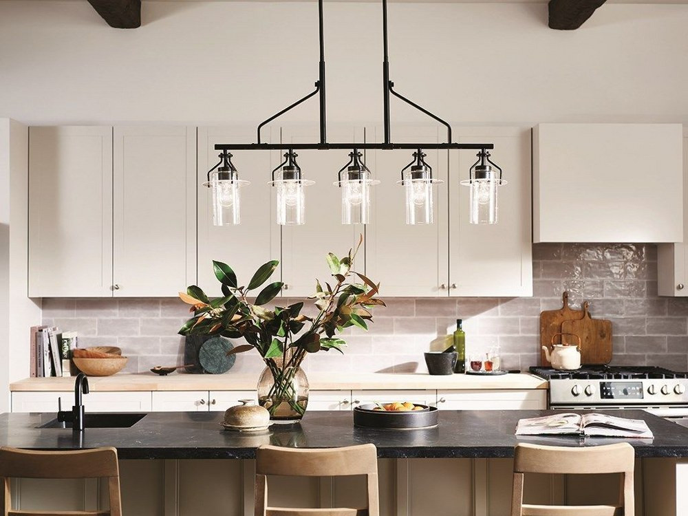 {"pim_id":"147_52379bk_kitchen_everett_overall_day_1a_lifestyledetail_wideroomday_1k","sku":"147_52379","media_type":"media"}