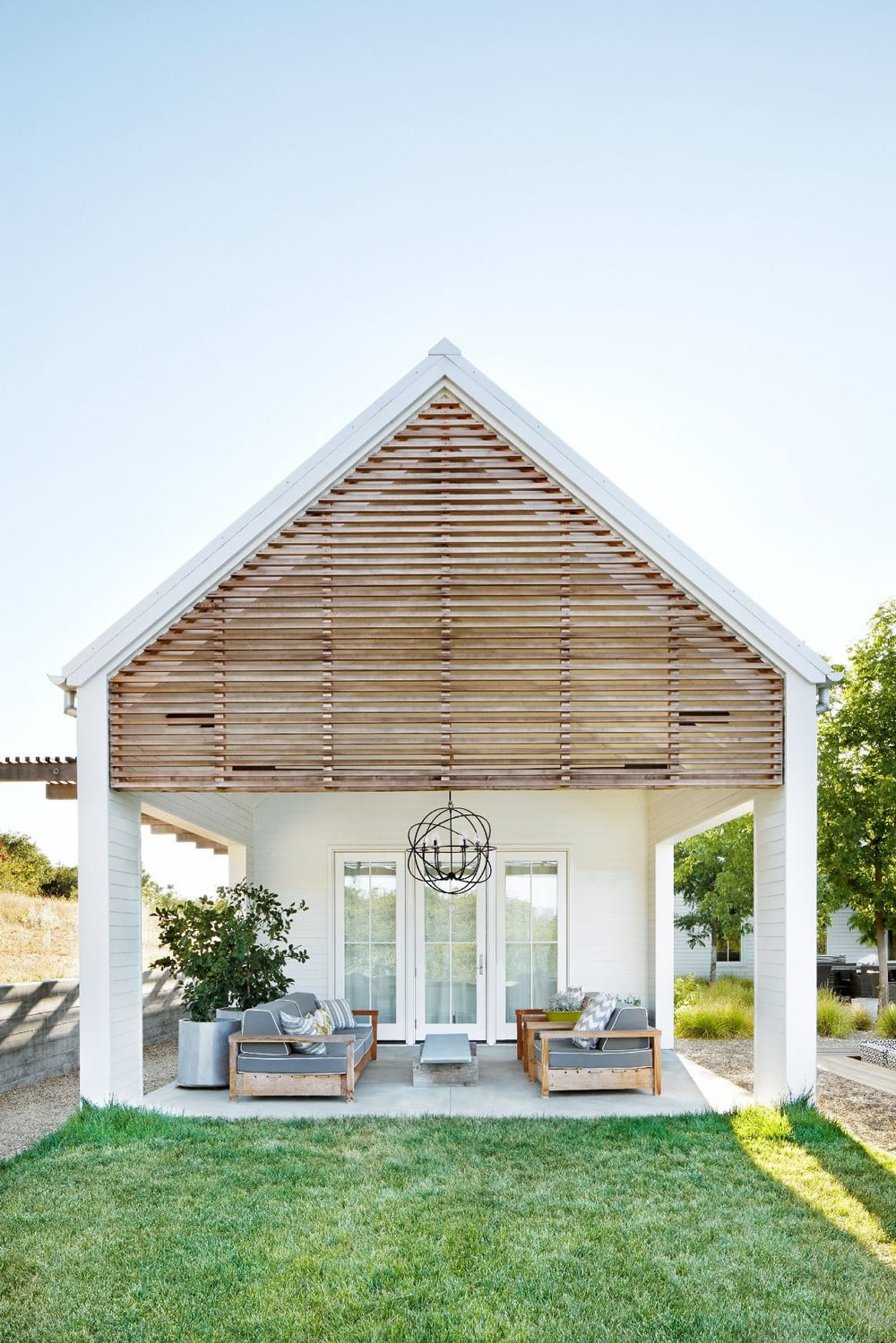 {"pim_id":"49_sol_9328_eb_ls1_new_2k","sku":"49_SOL-9328-EB","media_type":"media"}