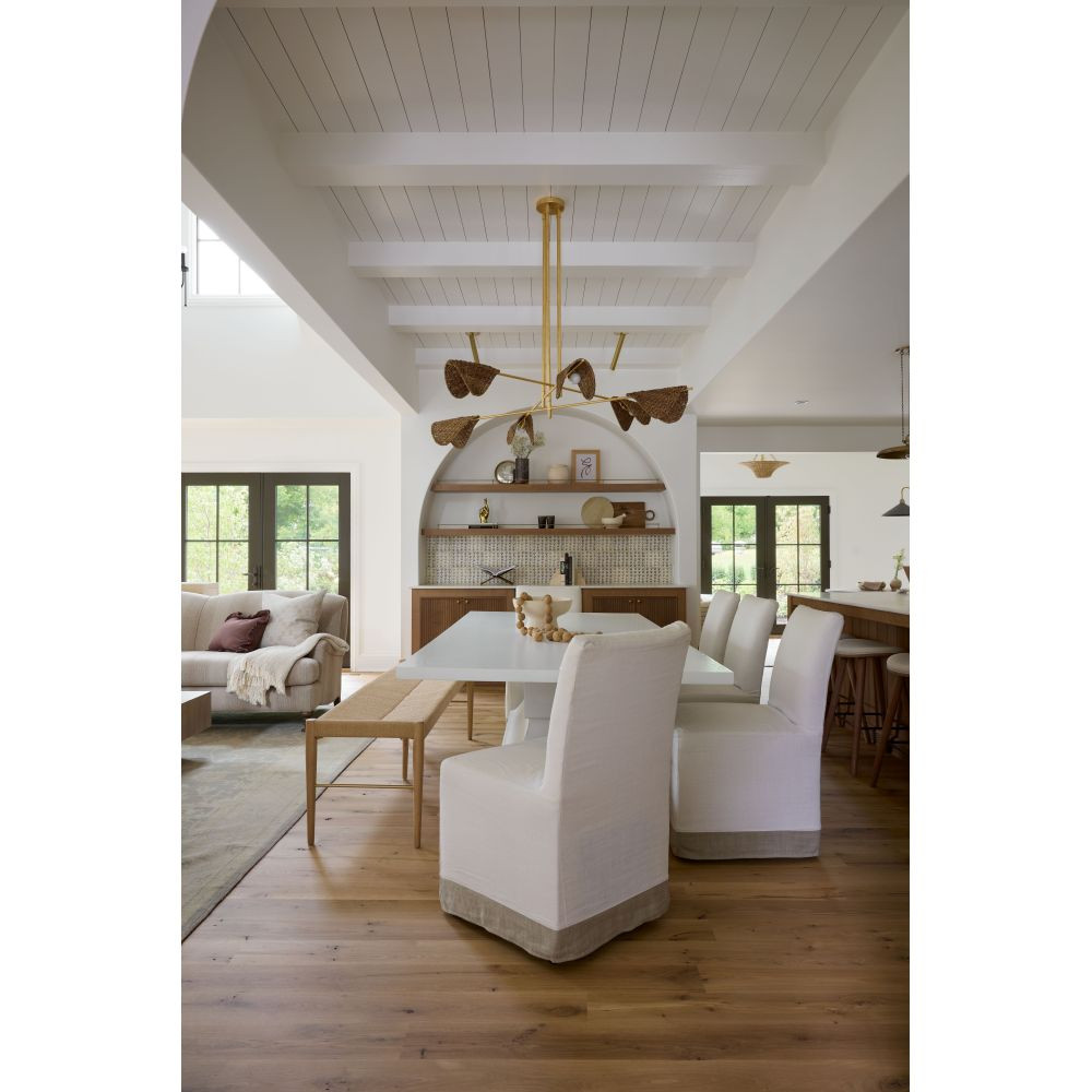 {"pim_id":"154_barnaby_f1060_vgl_design_kate_marker_photo_margaret_rajic_2__v1_1k","sku":"154_F1060-VGL","media_type":"media"}