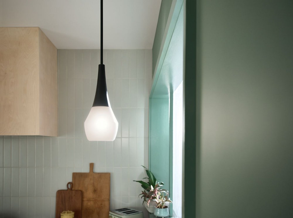 {"pim_id":"147_Kitchen_Deela_52529BK_Mid_Day_1k","sku":"147_52529","media_type":"media"}