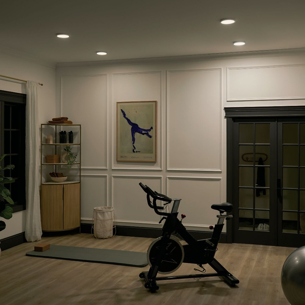 {"pim_id":"147_53007WH30_HomeGym_Ara_Overall_Night_Dimmed_Square_new_1k","sku":"147_53007WH30","media_type":"media"}