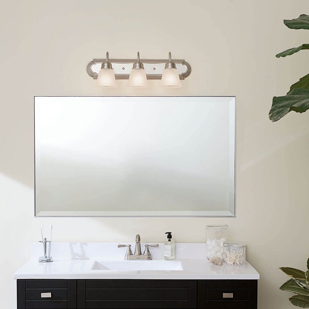{"pim_id":"147_bathroom_5337nis_overall_day_1b_1k","sku":"147_5337","media_type":"media"}