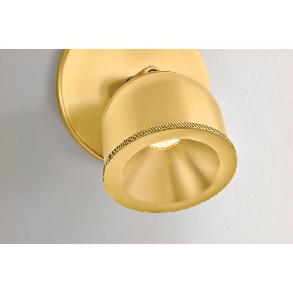 {"pim_id":"116_tuthill_3041_agb_003_wall_sconce_new_1k","sku":"116_3041","media_type":"media"}