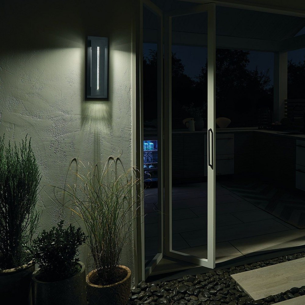 {"pim_id":"147_exterior_riverpath_49945bktled_mid_night_1b_1k","sku":"147_49945","media_type":"media"}