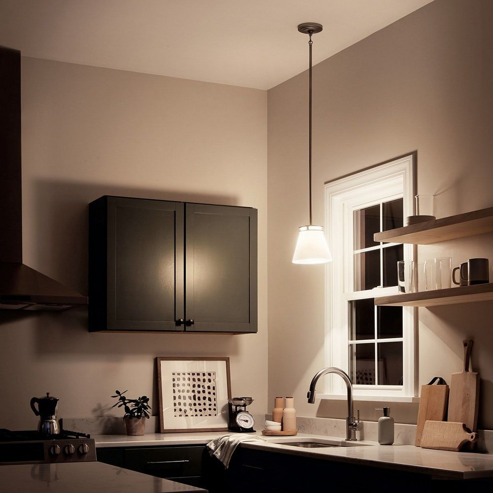 {"pim_id":"147_kitchen_hendrik_1687ni_overall_night_1b_1k","sku":"147_1687","media_type":"media"}
