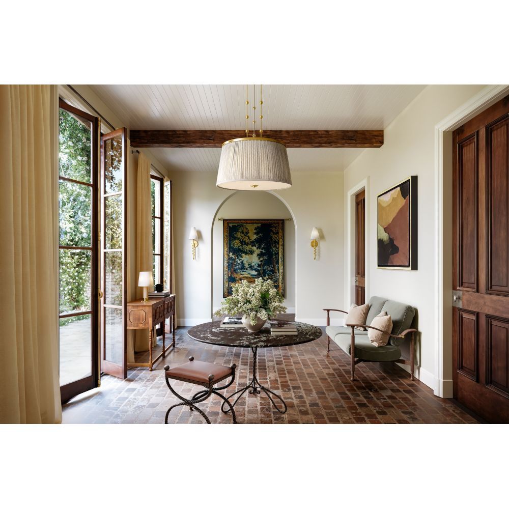 {"pim_id":"116_valeria_8528_agb_pine_hills_3851_vgl_meadowbrook_l4321_agb_image_production_major_visual_v1_1k","sku":"116_L4321-AGB","media_type":"media"}