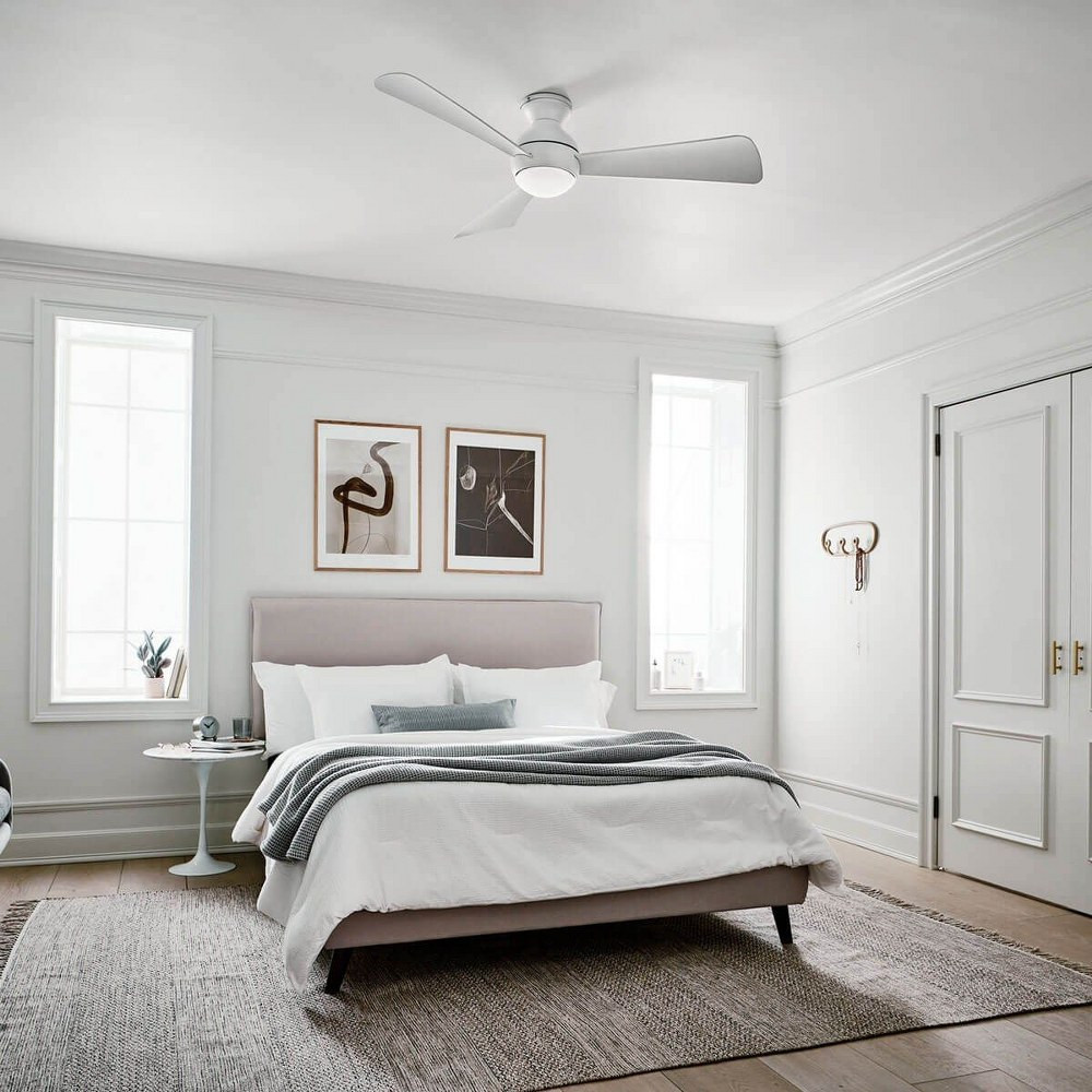 {"pim_id":"147_bedroom_sola_330152mwh_contemporary_overall_day_1b_1k","sku":"147_330152","media_type":"media"}