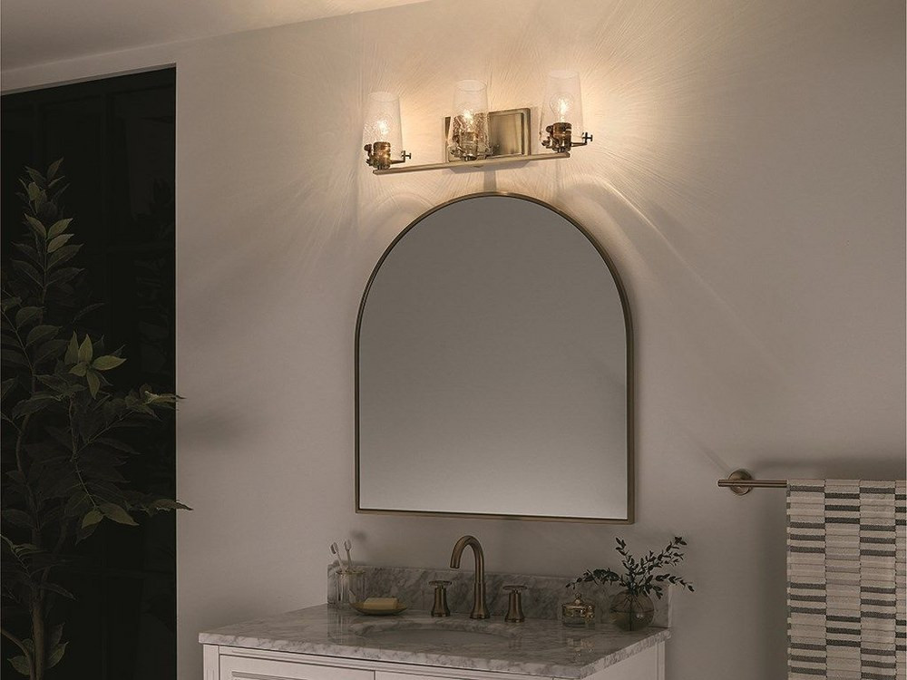 {"pim_id":"147_45297cpz_bathroom_alton_overall_night_1a_lifestyledetail_wideroomnight_1k","sku":"147_45297CPZ","media_type":"media"}