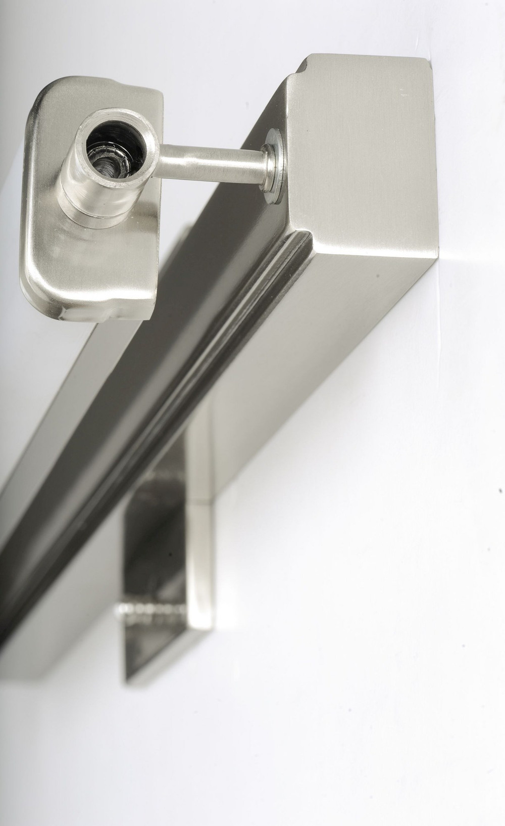 {"pim_id":"93_53033wtpc_5_new_2k","sku":"93_53033WTPC","media_type":"media"}
