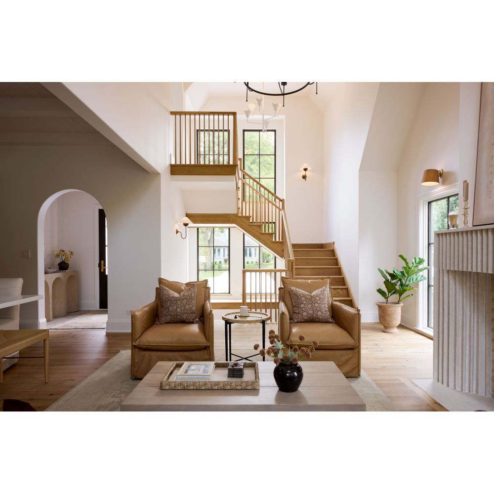 {"pim_id":"154_alora_1286_wp_abeni_h1003101_agb_evan_b4716_pbr_design_kate_marker_photo_margaret_rajic_2__v1_1k","sku":"154_B4716-PBR","media_type":"media"}