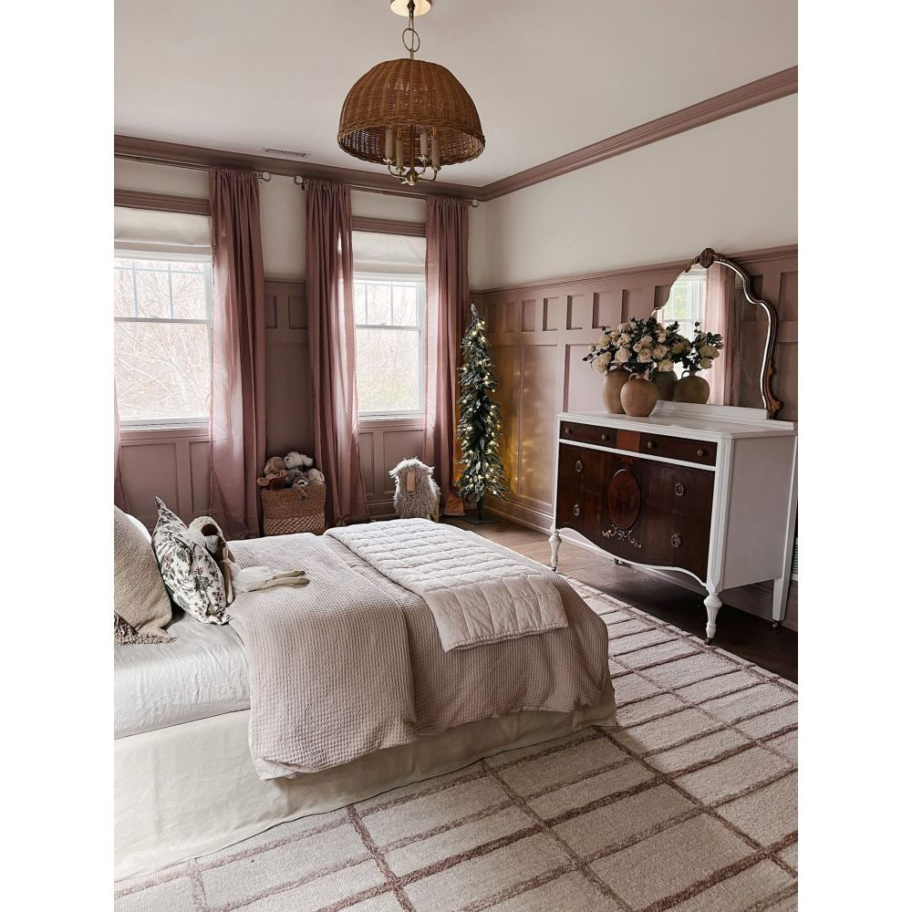 {"pim_id":"735_arwen_h859804_agb_design_cait_pappas_interior_nest_out_west_v1_1k","sku":"735_H859804-AGB","media_type":"media"}