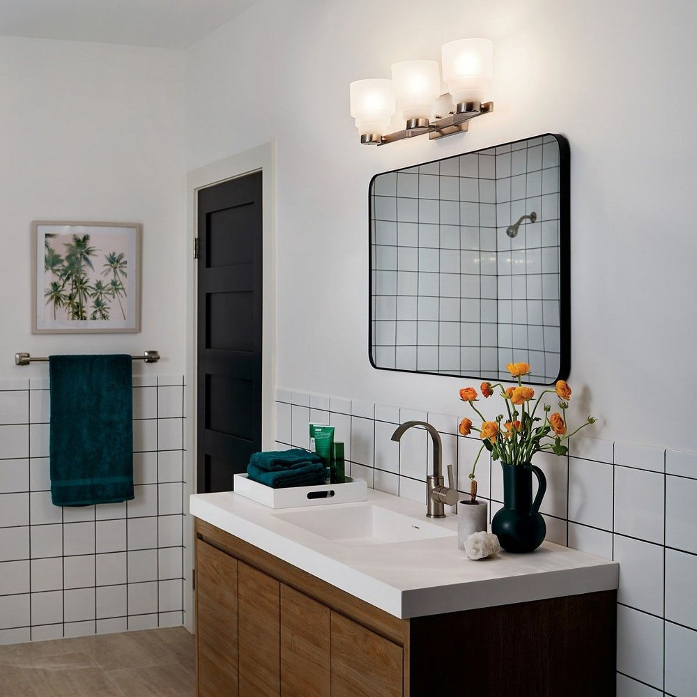 {"pim_id":"147_bathroom_vionnet_55012ni_overall_day_1b_1k","sku":"147_55012","media_type":"media"}