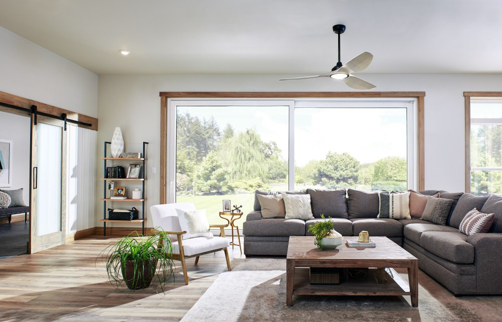 {"pim_id":"147_LivingRoom_Imari_300365SBK_OA_Day_1k","sku":"147_300365","media_type":"media"}