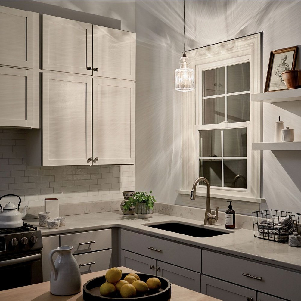 {"pim_id":"147_kitchen_riviera_43957ni_overall_night_1b_1k","sku":"147_43957","media_type":"media"}