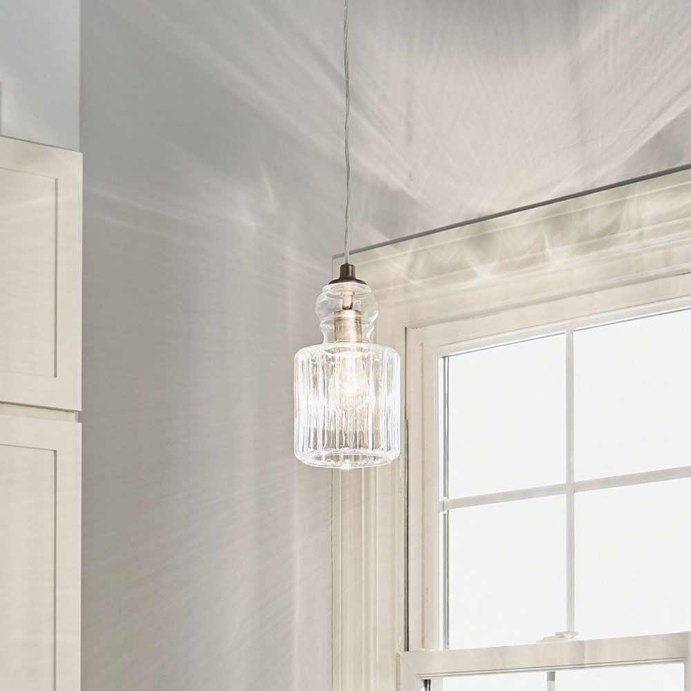 {"pim_id":"147_kitchen_riviera_43957ni_overall_day_1c_1k","sku":"147_43957","media_type":"media"}