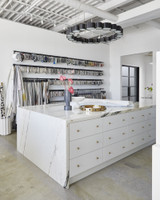 {"pim_id":"72_opal_393_50_sbk_ss_design_ali_budd_interior_alibuddinteriors_3_new_2k","sku":"72_393-22-50","media_type":"media"}