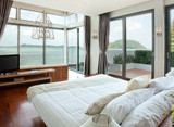 {"pim_id":"372_447_12AS_roomshot_1k","sku":"372_447-12AS","media_type":"media"}