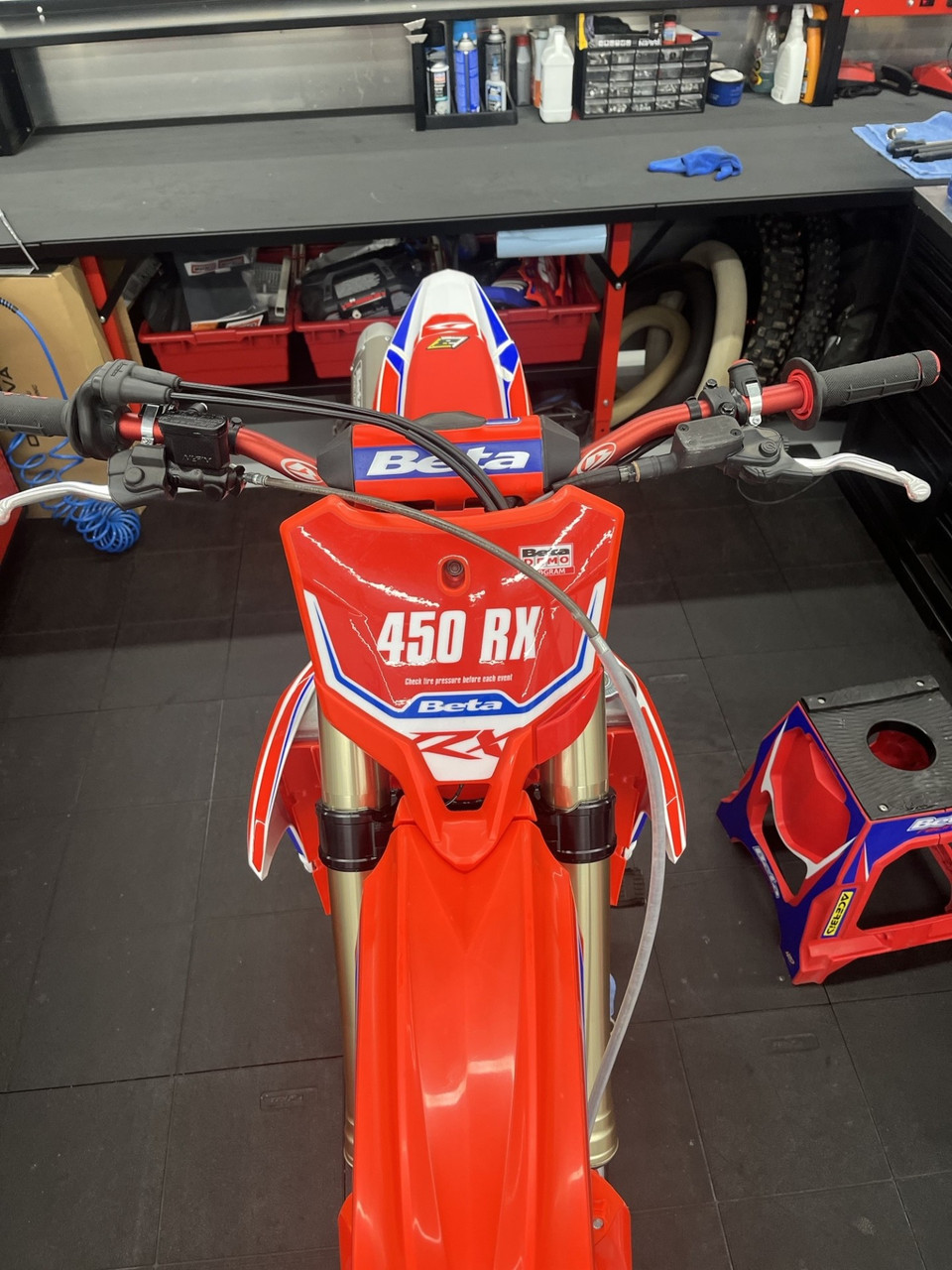 Low Beta Handlebars