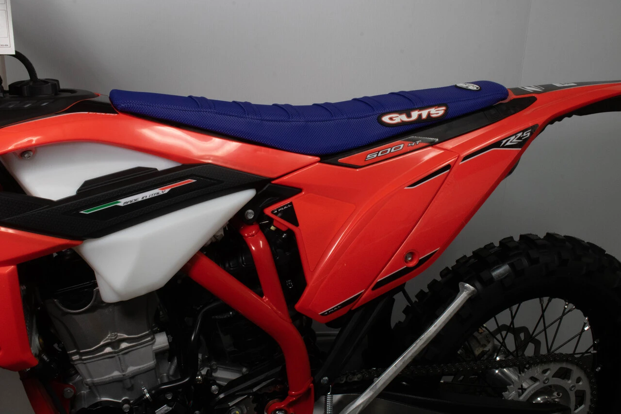 Guts Complete Seat, Standard, 2020+