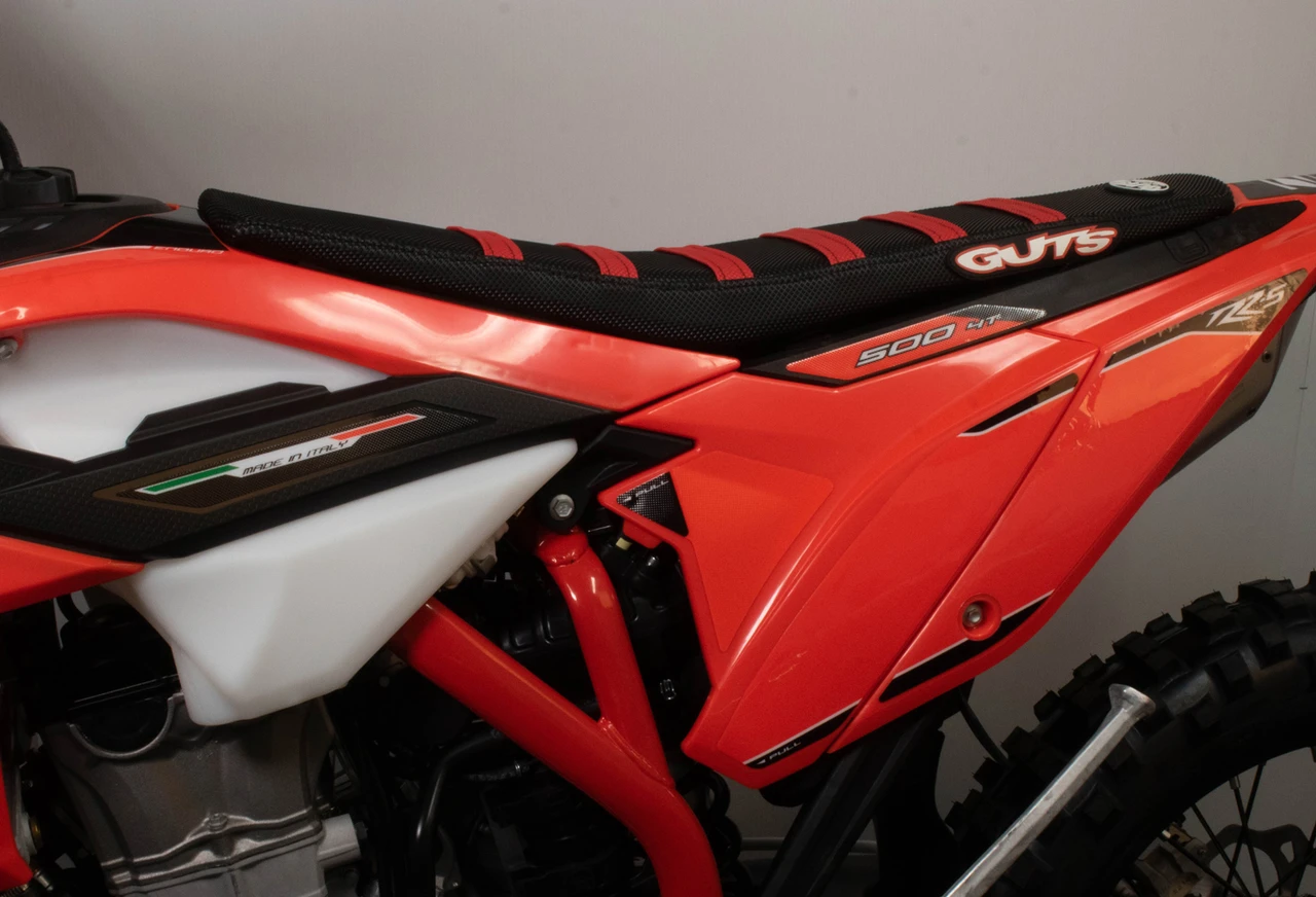 Guts Complete Seat, Low, 2020+