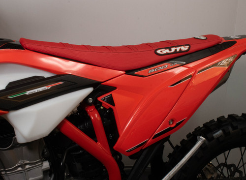 Guts Standard Seat Cover, Red. Made with gripper material and sewn on ribs to help from sliding on your seat. Made in USA. Fits 2020 RR/RR-S