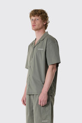 REPRESENT Script Camp Collar Shirt MLM21464 168 washed khaki /Green