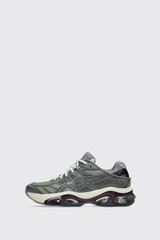 ASICS GEL-Kinetic 2.0 1203A678 Lichen Green/Beniimo Purple